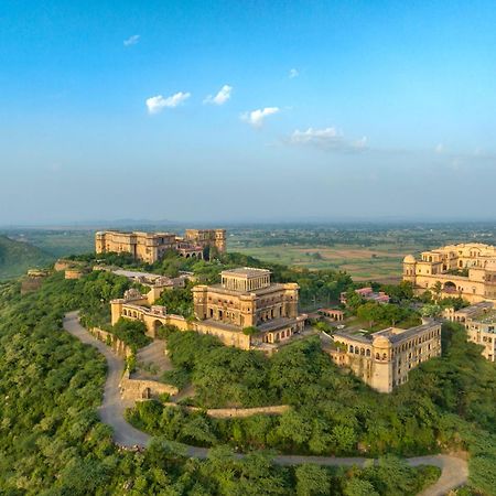 Neemrana'S - Tijara Fort Palace Luaran gambar