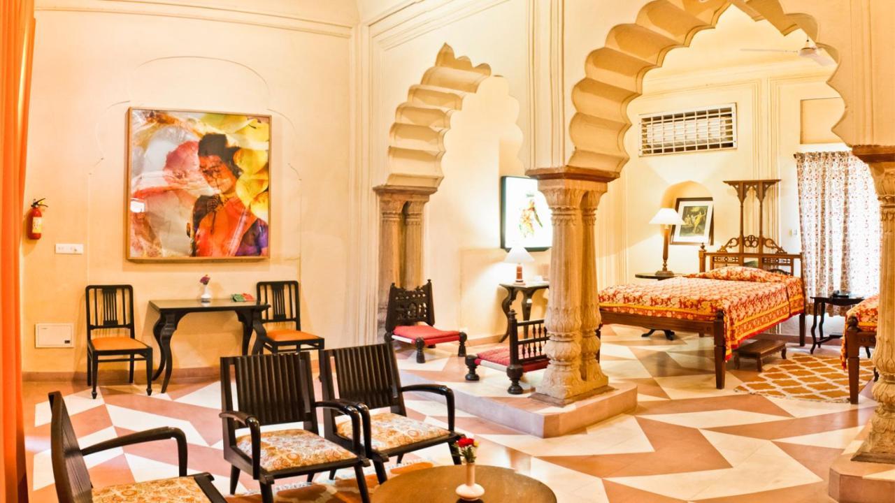 Neemrana'S - Tijara Fort Palace Luaran gambar