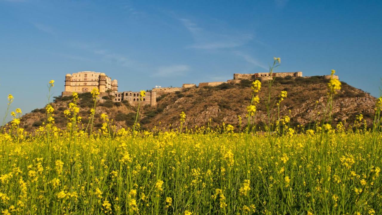 Neemrana'S - Tijara Fort Palace Luaran gambar