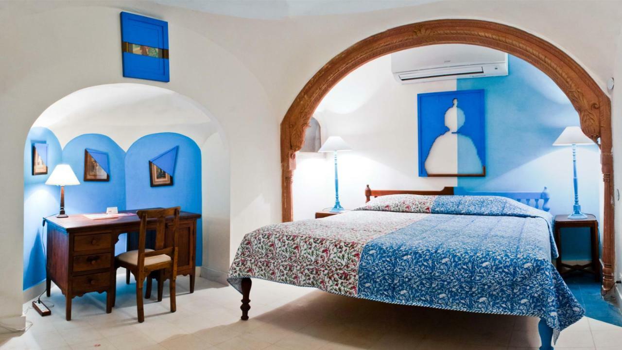 Neemrana'S - Tijara Fort Palace Luaran gambar